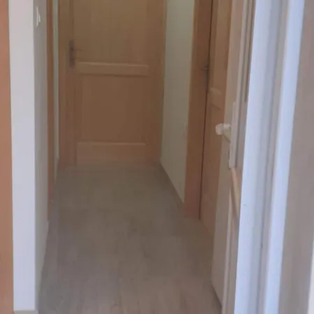 Two Bedroom With Sea View Apartman *